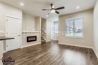 3387 SE Oakmeade Ave in Hillsboro, OR - Building Photo - Building Photo