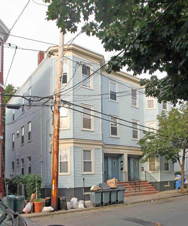 38 Plymouth St in Cambridge, MA - Building Photo