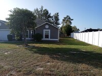 14024 Higgins St in Spring Hill, FL - Foto de edificio - Building Photo