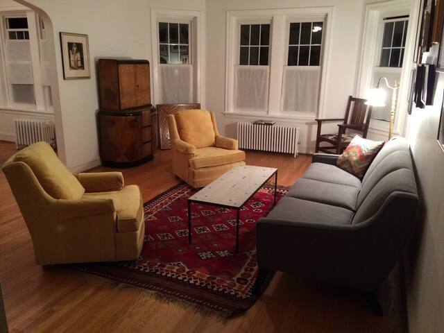 1459 W Elmdale Ave in Chicago, IL - Building Photo - Building Photo