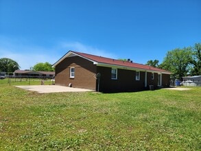 2408 Crabtree Ct in Fayetteville, NC - Building Photo - Building Photo