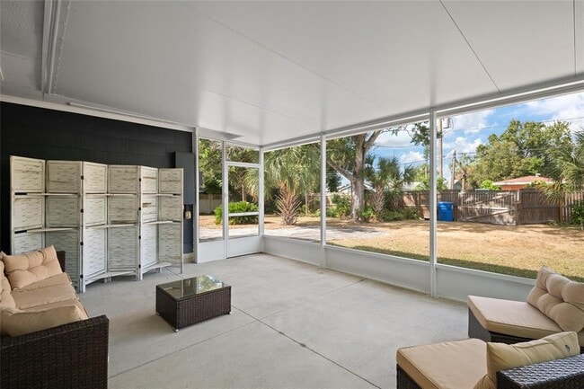 4625 3rd Ave S in St. Petersburg, FL - Building Photo - Building Photo