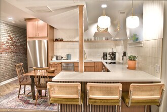 84 V St NW in Washington, DC - Building Photo - Building Photo