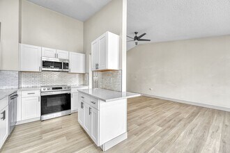 12028 E Harvard Ave in Aurora, CO - Building Photo - Building Photo
