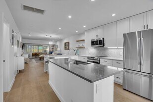 2331 Croton Ln in Delray Beach, FL - Building Photo