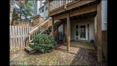 7733 Marshall Heights Ct in Falls Church, VA - Foto de edificio - Building Photo