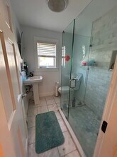 74 Bristow St-Unit -1 in Saugus, MA - Building Photo - Building Photo