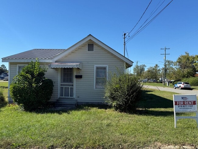 property at 116 S 7th St