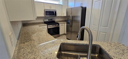 15822 Sunny Day Dr in Bradenton, FL - Building Photo - Building Photo