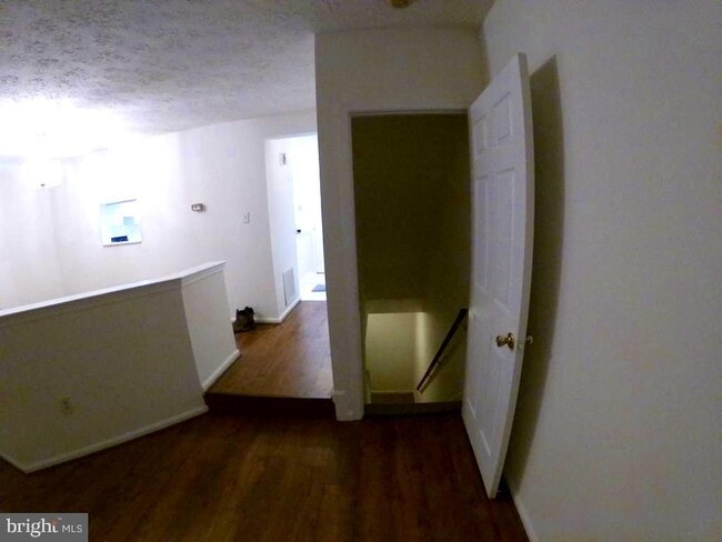 2804 Pin Oak Ln in Glenarden, MD - Building Photo - Building Photo