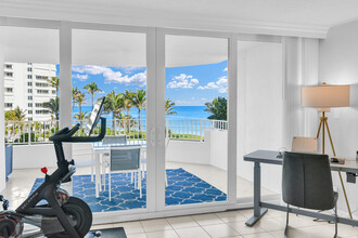 550 S Ocean Blvd in Boca Raton, FL - Building Photo - Building Photo