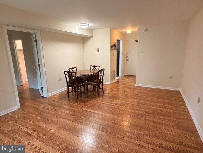 property at 21 Canterbury Square