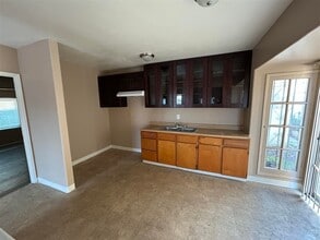 925 Calzona St in Los Angeles, CA - Building Photo - Building Photo