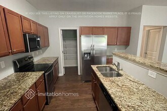 4121 Oak Field Dr in Loganville, GA - Building Photo - Building Photo