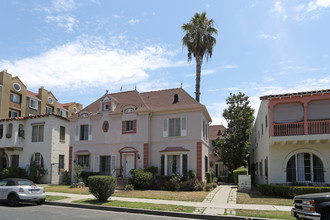 422 S Detroit St in Los Angeles, CA - Building Photo - Primary Photo