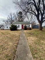 1700 Sonne Ave in Louisville, KY - Building Photo