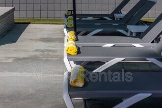 980 N Buttonwillow Cir in Palm Springs, CA - Building Photo - Building Photo