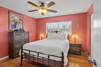 2727 75th St W, Unit 12 in Bradenton, FL - Building Photo - Building Photo