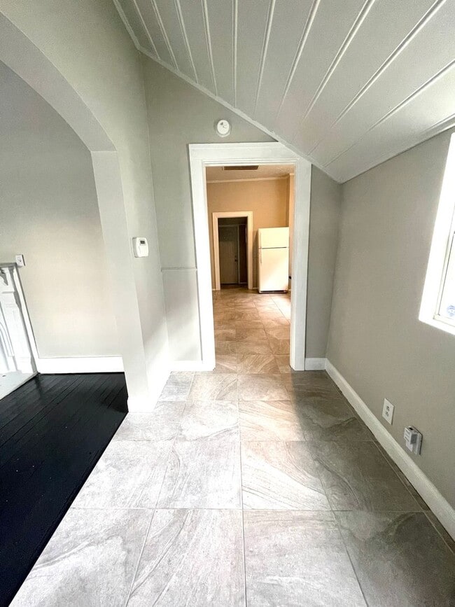 1808 10th Ave N in Nashville, TN - Building Photo - Building Photo