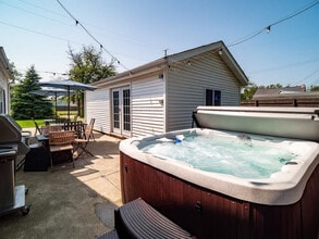 122 Overlook Rd in Huron, OH - Building Photo - Building Photo