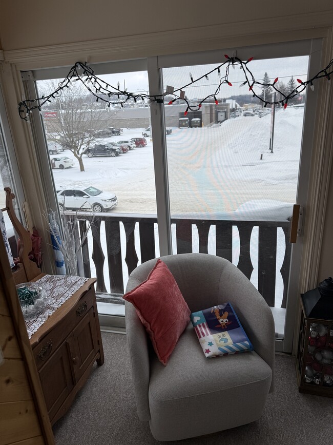 property at 11 Poyntz St