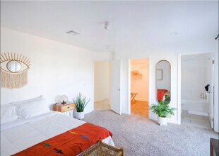 13609 Avenida la Vis in Desert Hot Springs, CA - Building Photo - Building Photo