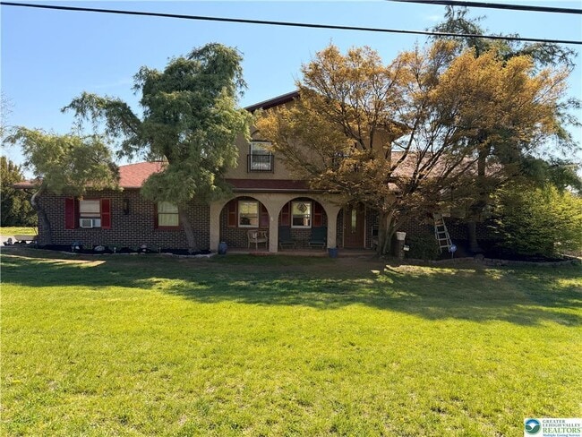 property at 1170 Oakhurst Dr