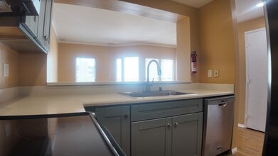 655 Columbia St in San Diego, CA - Building Photo - Building Photo