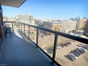 415 Newark St. in Hoboken, NJ - Building Photo - Building Photo