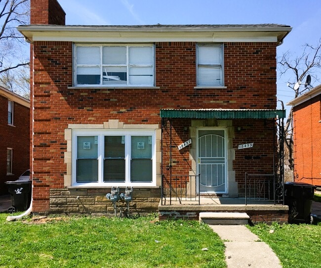 property at 18457 Hoover St