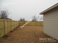 4611 Pickett St photo'