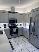 3509b Avenida Madera in Bradenton, FL - Building Photo - Building Photo