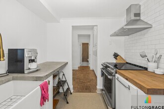 2100 N Lincoln Park W, Unit 11BN in Chicago, IL - Building Photo - Building Photo