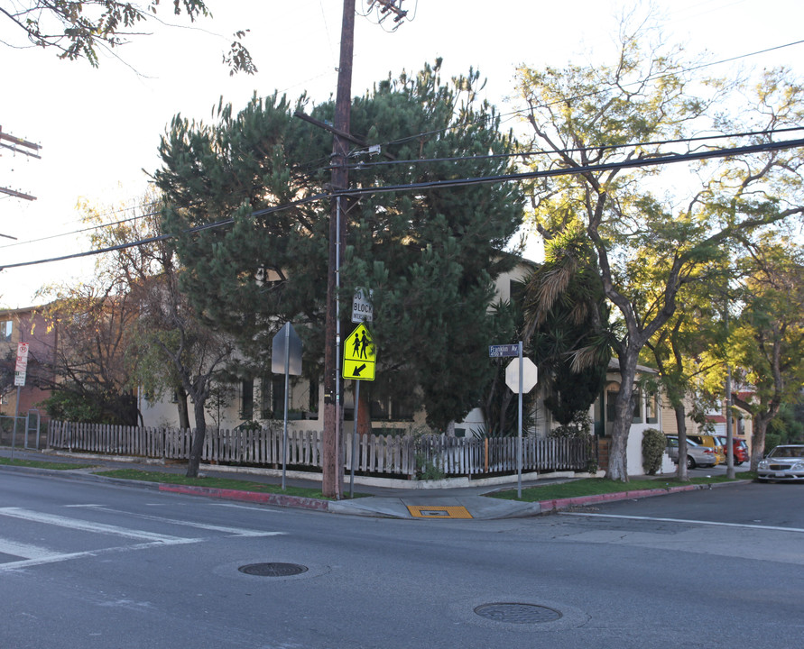 1854 New Hampshire Ave in Los Angeles, CA - Building Photo