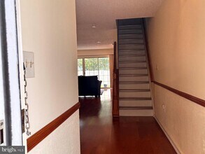 57 Columbus Dr in Franklin Township, NJ - Building Photo - Building Photo