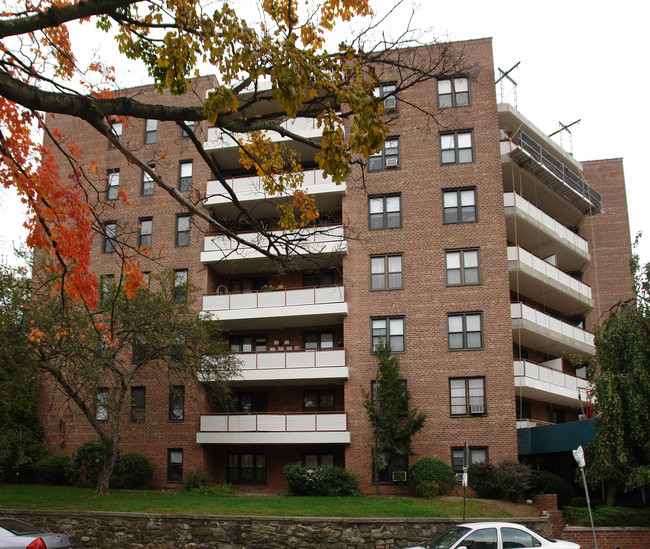 315 King St in Port Chester, NY - Foto de edificio - Building Photo