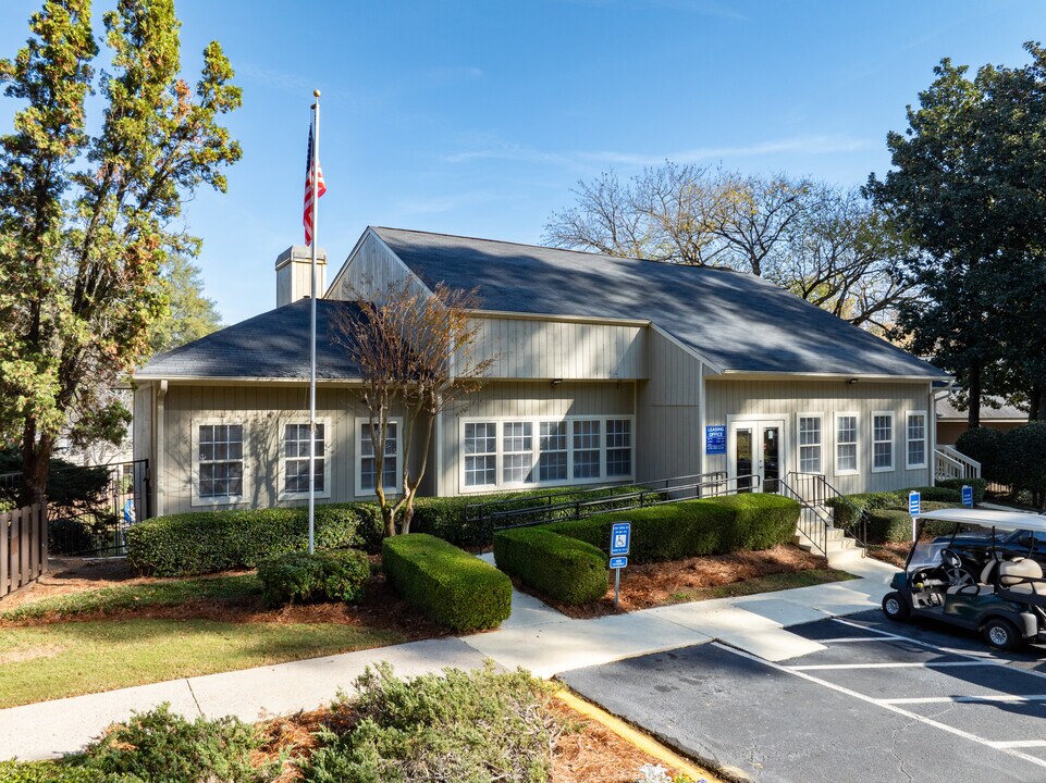 Aspen Pointe in Roswell, GA - Building Photo