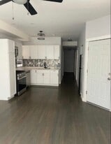 7240 S Cornell Ave, Unit Unit 1 in Chicago, IL - Building Photo