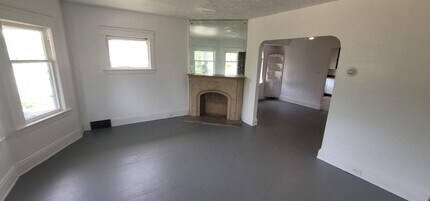 626 E 130th St in Cleveland, OH - Building Photo - Building Photo