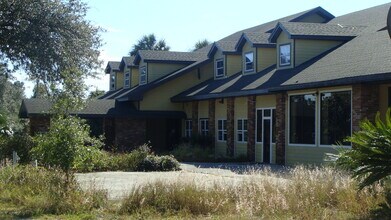 50 Sun Air Blvd E, Unit 1 in Haines City, FL - Foto de edificio - Building Photo