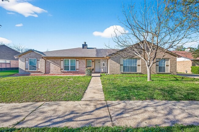 property at 19531 Woodglen Dr