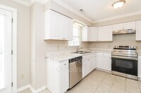 100 Buena Vista Ave photo'