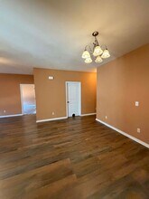 1604 Prier Ln in Webb City, MO - Building Photo - Building Photo