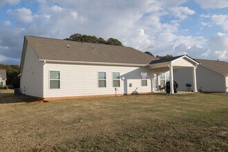 1420 Day Dr in Bogart, GA - Building Photo - Building Photo