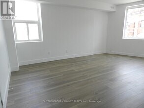 577-577 Gerrard St E in Toronto, ON - Building Photo - Building Photo