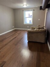 208 E Franklin St, Unit Apartment A in Bloomfield, IA - Building Photo - Building Photo