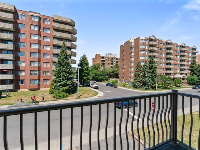 2632 Modugno Rue in St. Laurent, QC - Building Photo - Building Photo