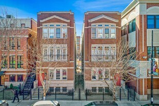 1321 W Belmont Ave, Unit 2 in Chicago, IL - Building Photo