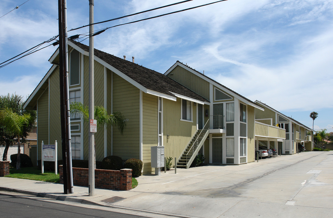 16852 Green St in Huntington Beach, CA - Building Photo