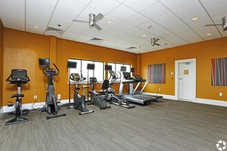 Cortland on South Eads in Arlington, VA - Building Photo - Interior Photo